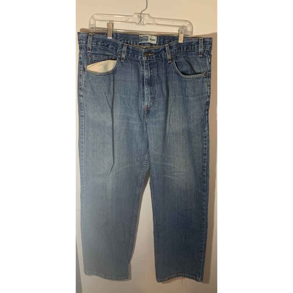 Levi’s Signature Relaxed Fit Jeans - 38 x 30